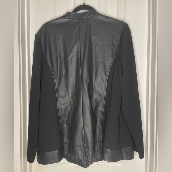 Alfani Women's Black Faux Leather & Ponte Knit Moto Jacket 2x - Picture 3 of 5